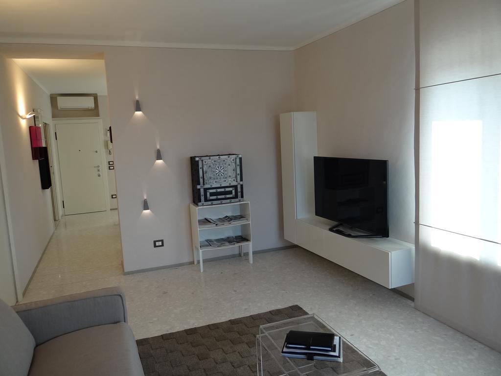 Theater Verona Luxury Apartment Стая снимка