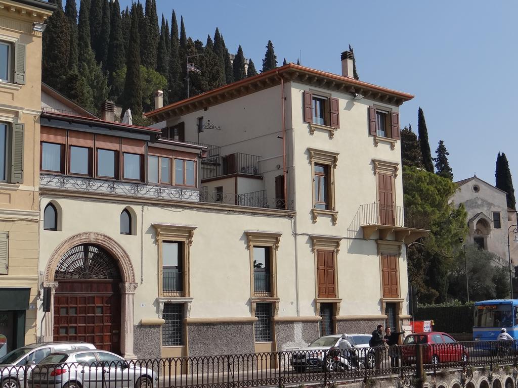 Theater Verona Luxury Apartment Стая снимка